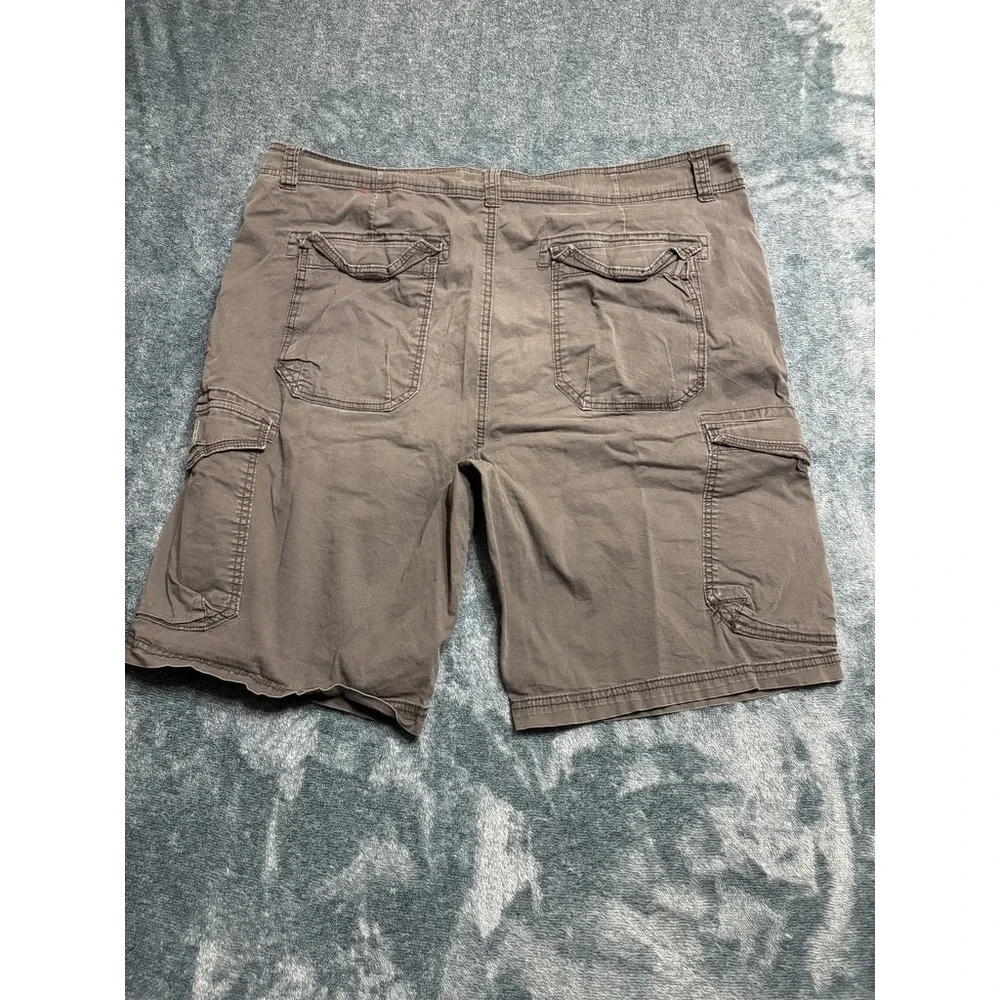 Unionbay Men's Size 42 Charcoal Gray Cargo Shorts Relaxed Fit Utility